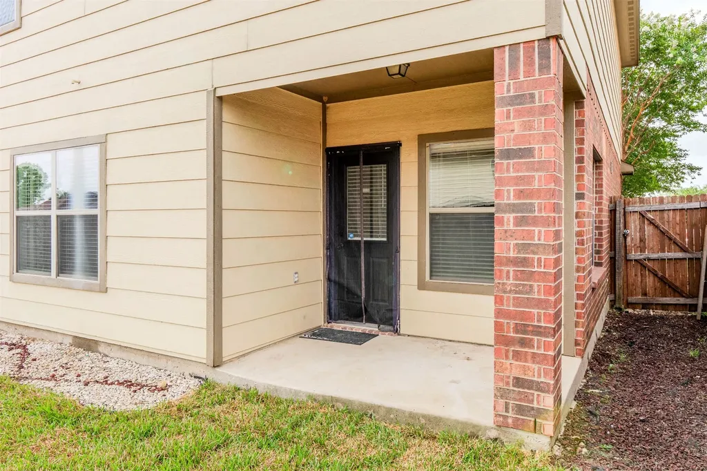 4117 Tiburon Street Fort Worth TX 76106