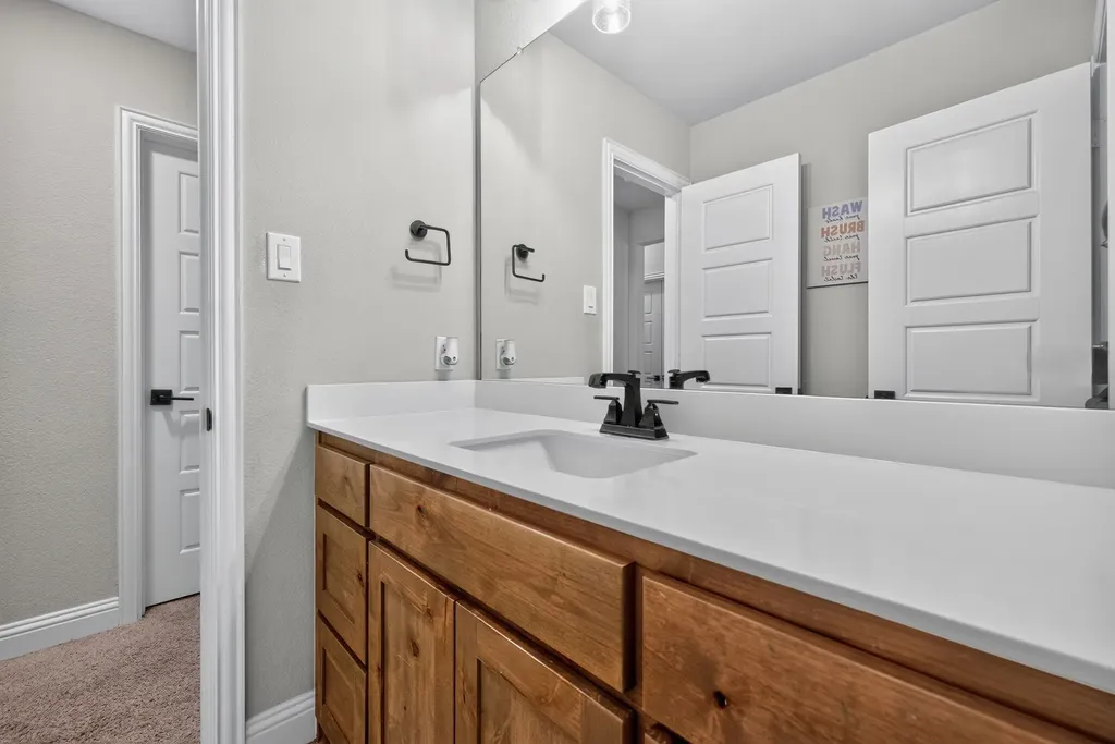 3512 Ithaca Street Corinth TX 76208