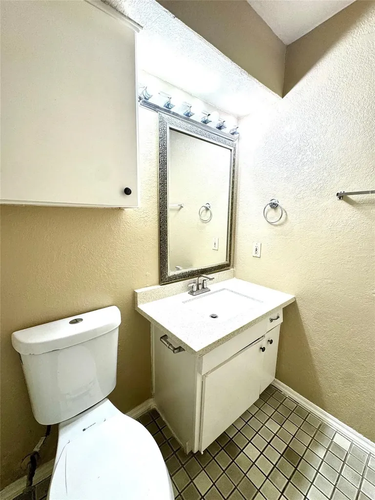 13357 Kit Lane Dallas TX 75240