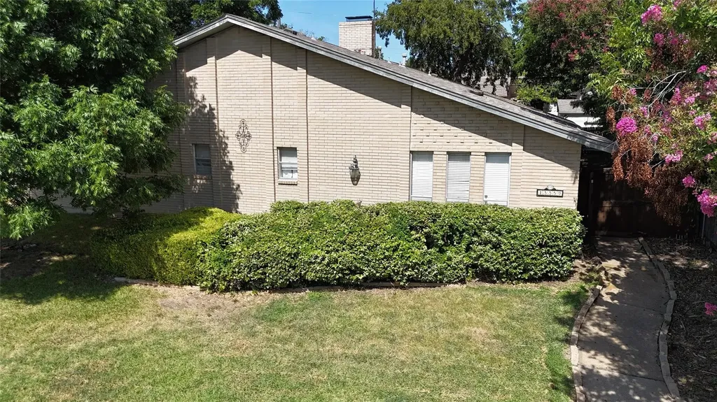 13357 Kit Lane Dallas TX 75240
