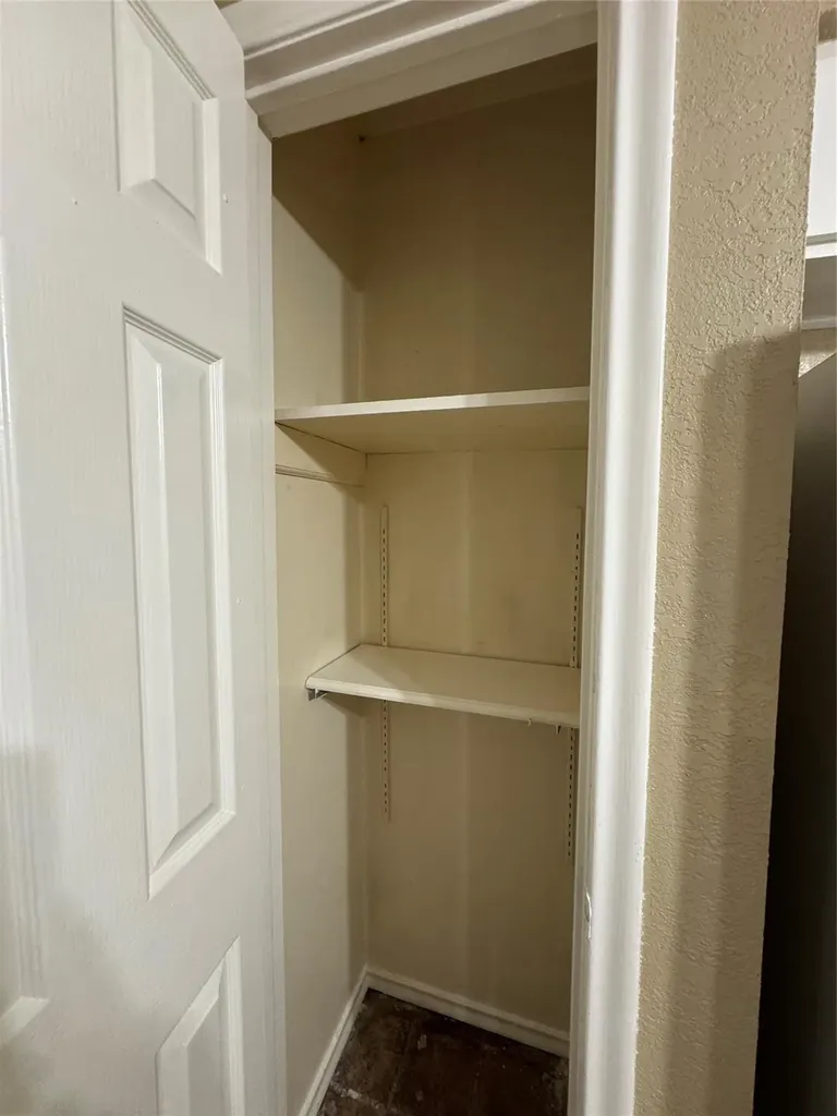 13357 Kit Lane Dallas TX 75240