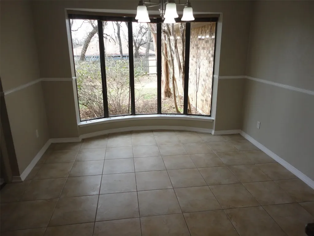 7517 Cimarron Drive North Richland Hills TX 76182