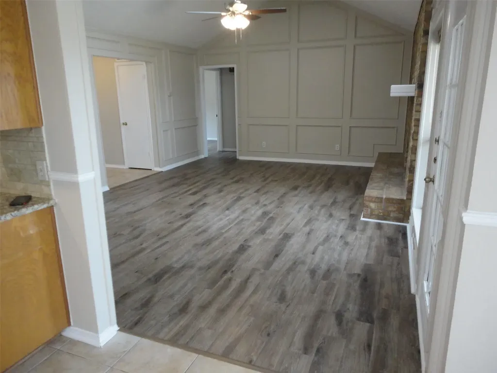 7517 Cimarron Drive North Richland Hills TX 76182
