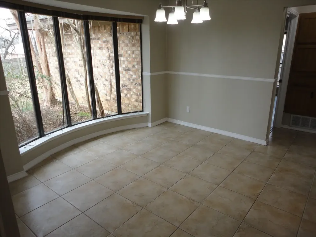 7517 Cimarron Drive North Richland Hills TX 76182