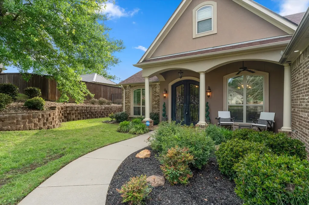 3903 Clarkway Place Longview TX 75605
