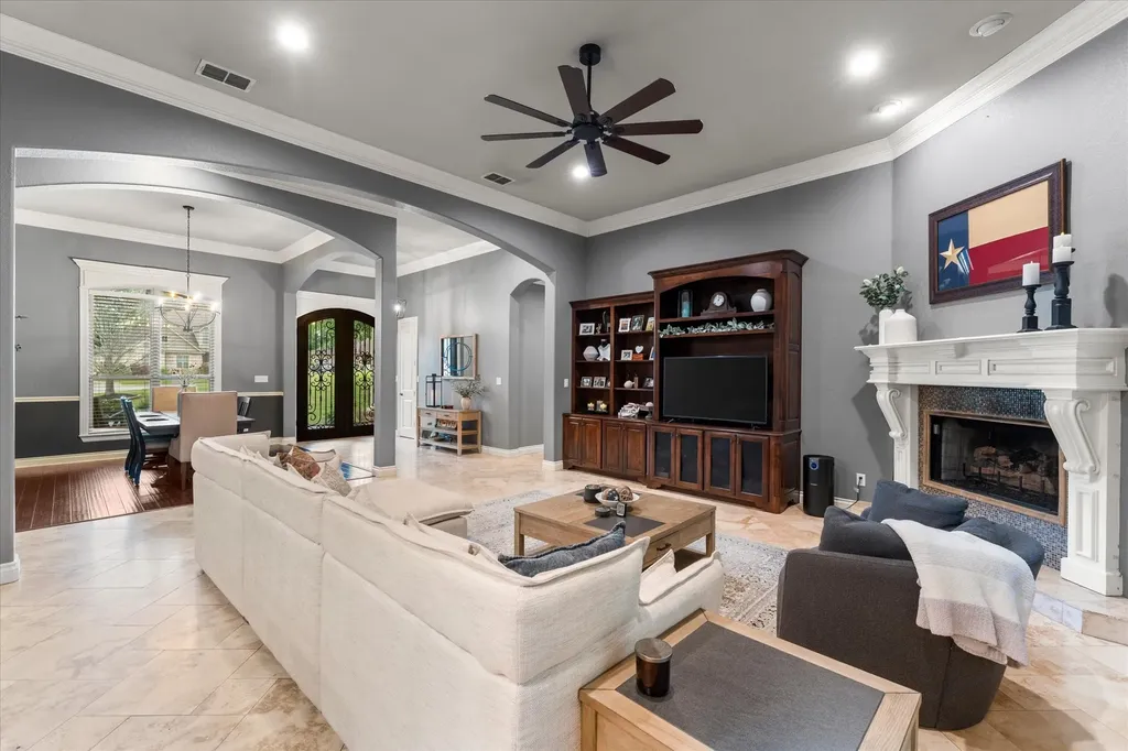 3903 Clarkway Place Longview TX 75605