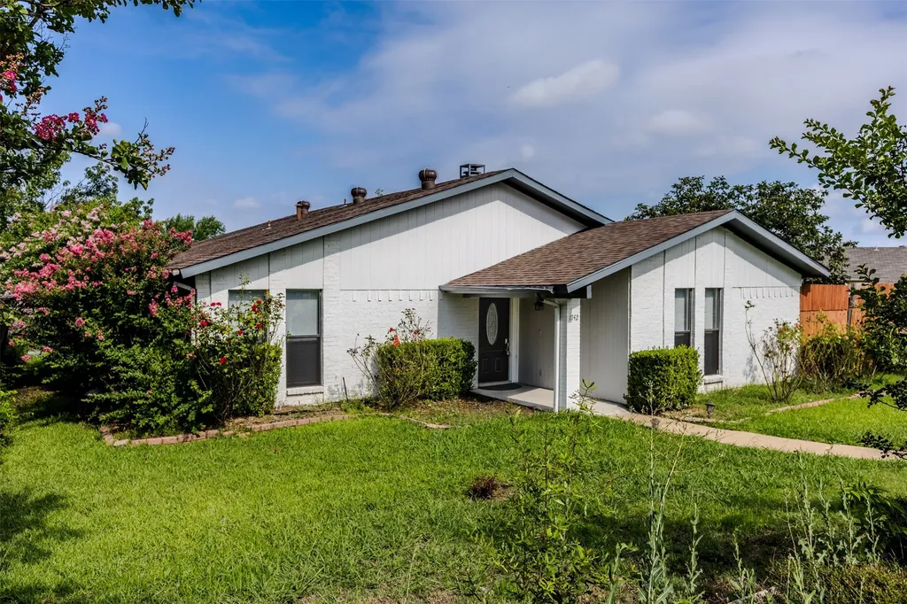 1742 Delaford Drive Carrollton TX 75007
