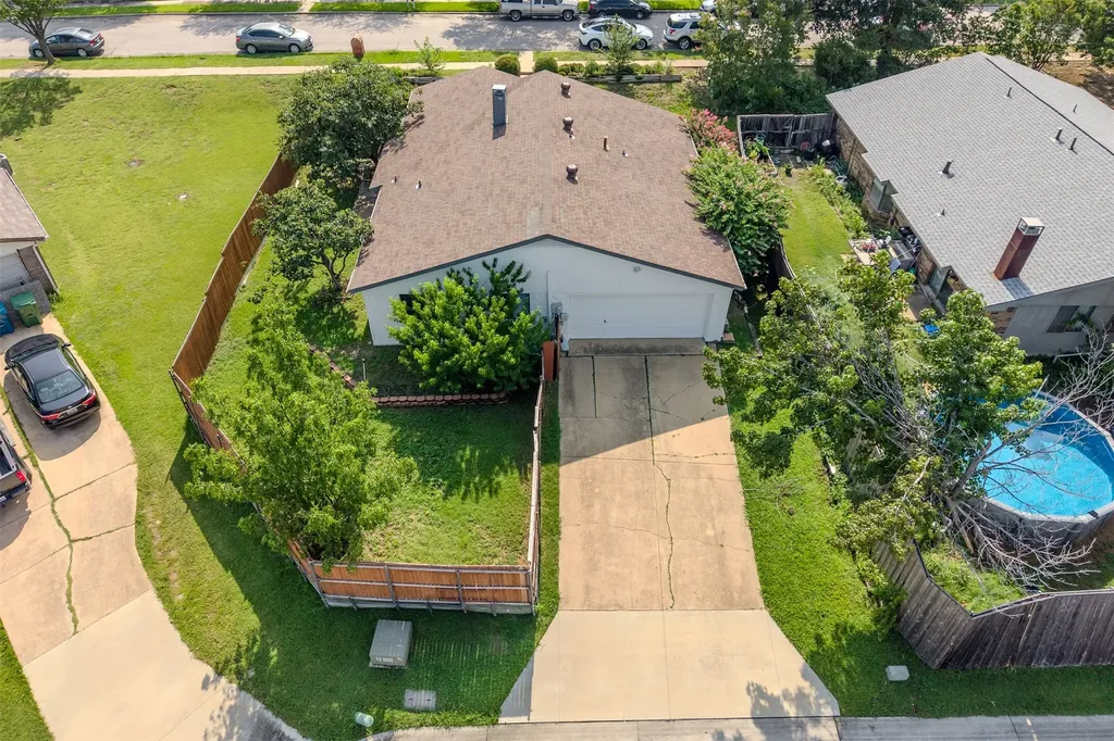 1742 Delaford Drive Carrollton TX 75007