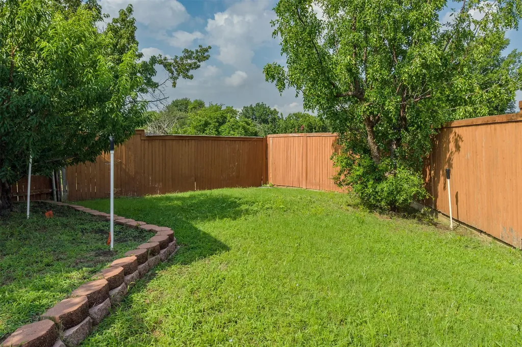 1742 Delaford Drive Carrollton TX 75007