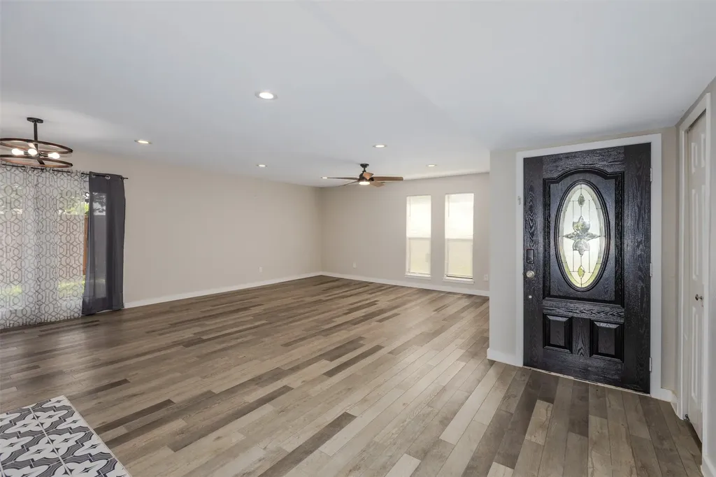 1742 Delaford Drive Carrollton TX 75007