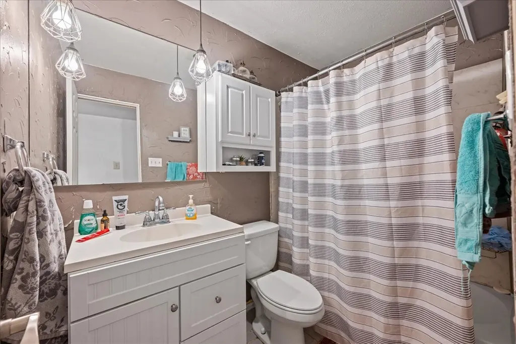 11623 Lochlynn Circle Dallas TX 75228