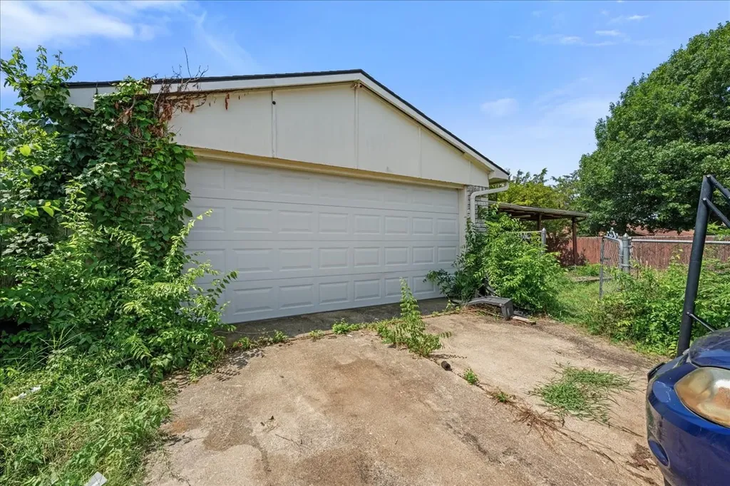 11623 Lochlynn Circle Dallas TX 75228