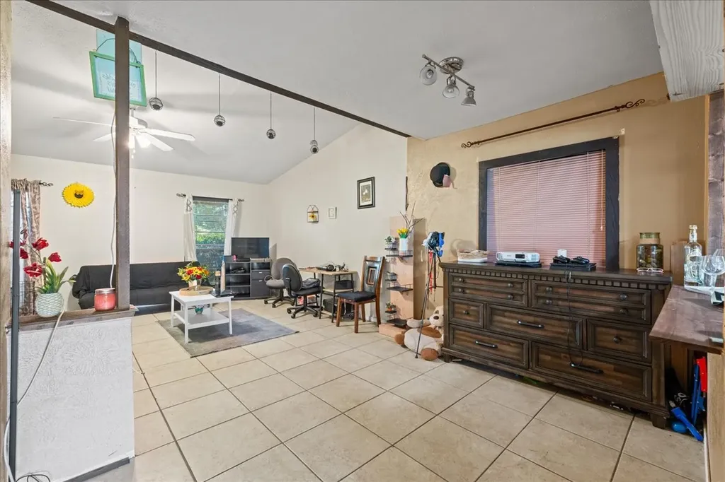 11623 Lochlynn Circle Dallas TX 75228