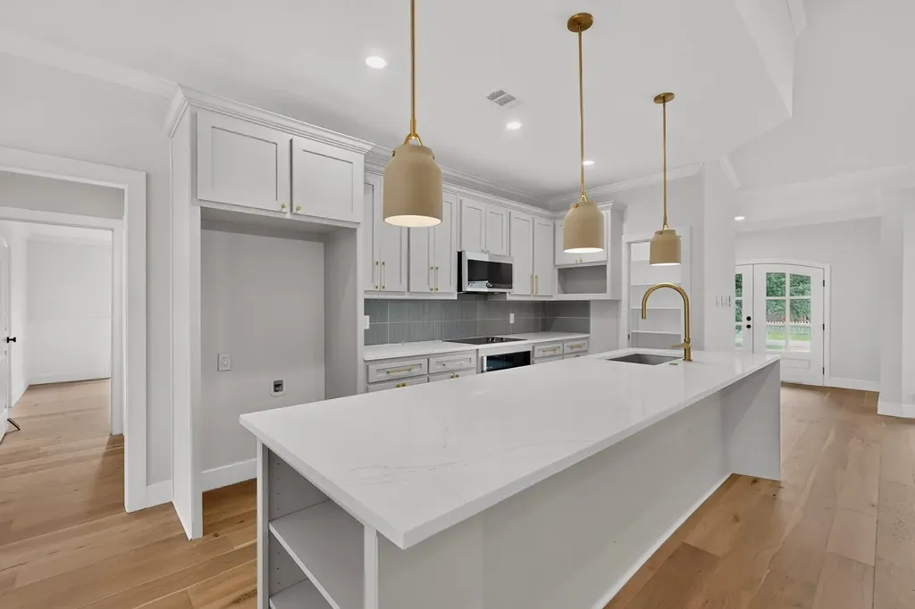 715 Kiowa Drive E Gainesville TX 76240