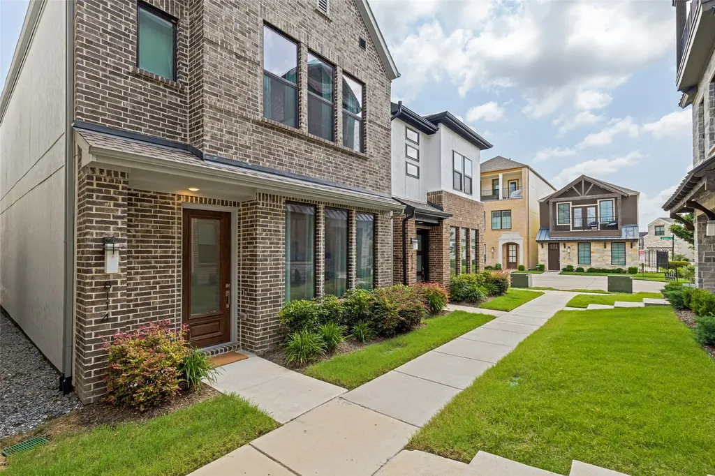Dallas TX, 8114 Fallston Court
