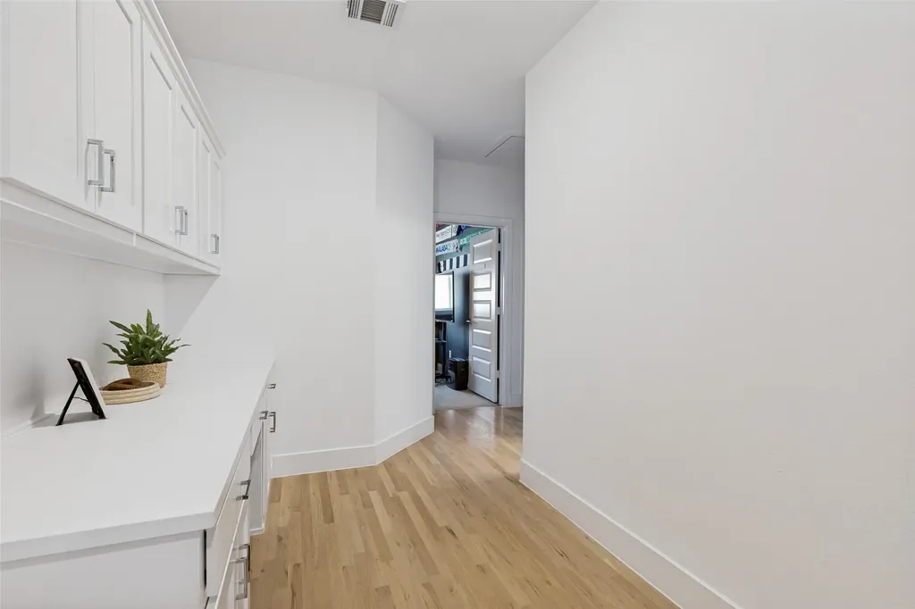 8114 Fallston Court Dallas TX 75231