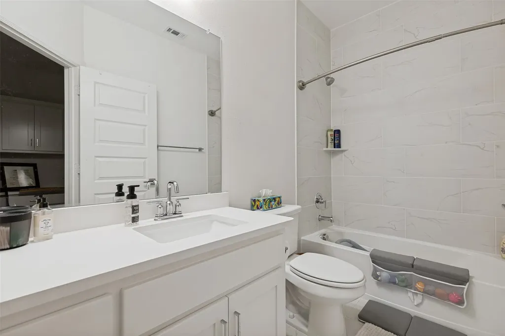 8114 Fallston Court Dallas TX 75231