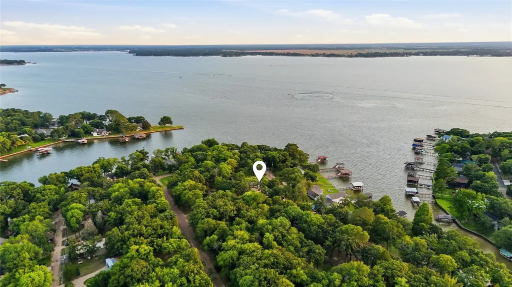 2150 Lakeview Drive Mabank TX 75156