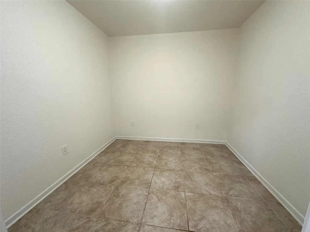 1007 N Lane Street Comanche TX 76442