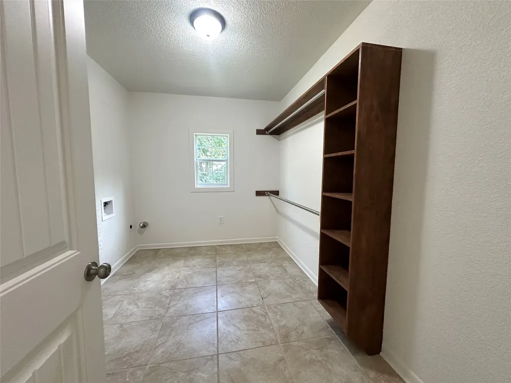 1007 N Lane Street Comanche TX 76442