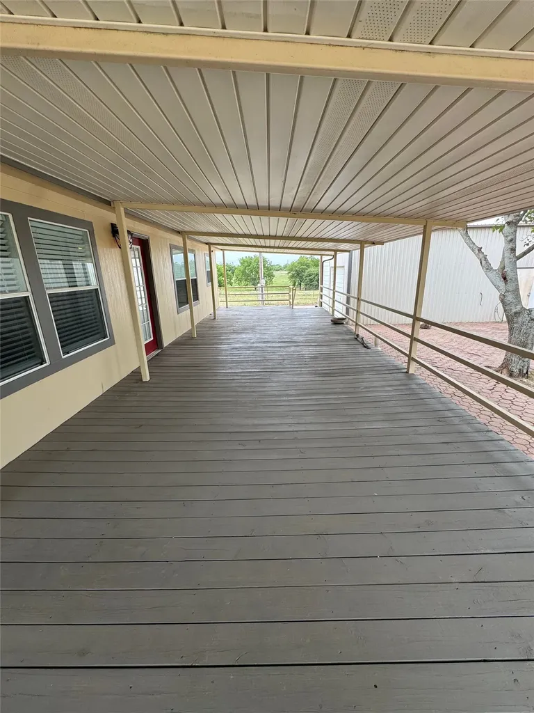 197 Private Road 4652 Rhome TX 76078