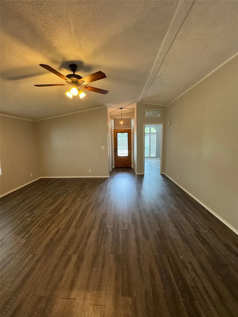 197 Private Road 4652 Rhome TX 76078