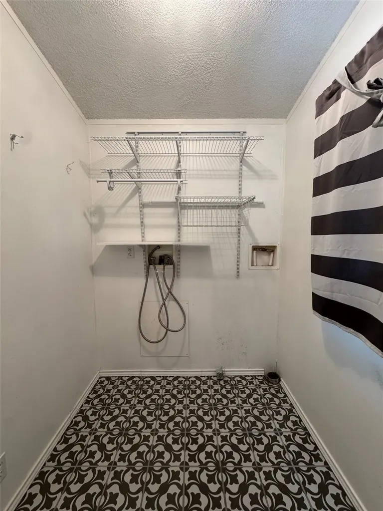 197 Private Road 4652 Rhome TX 76078