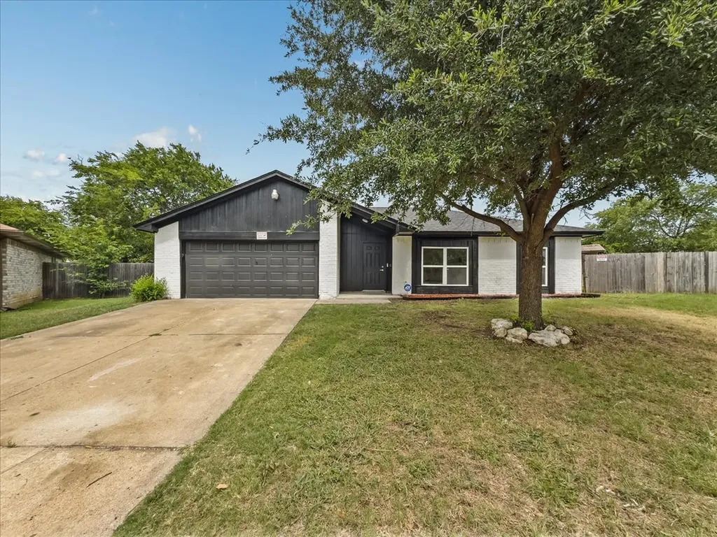 3950 Cypress Wood Court Fort Worth TX 76133