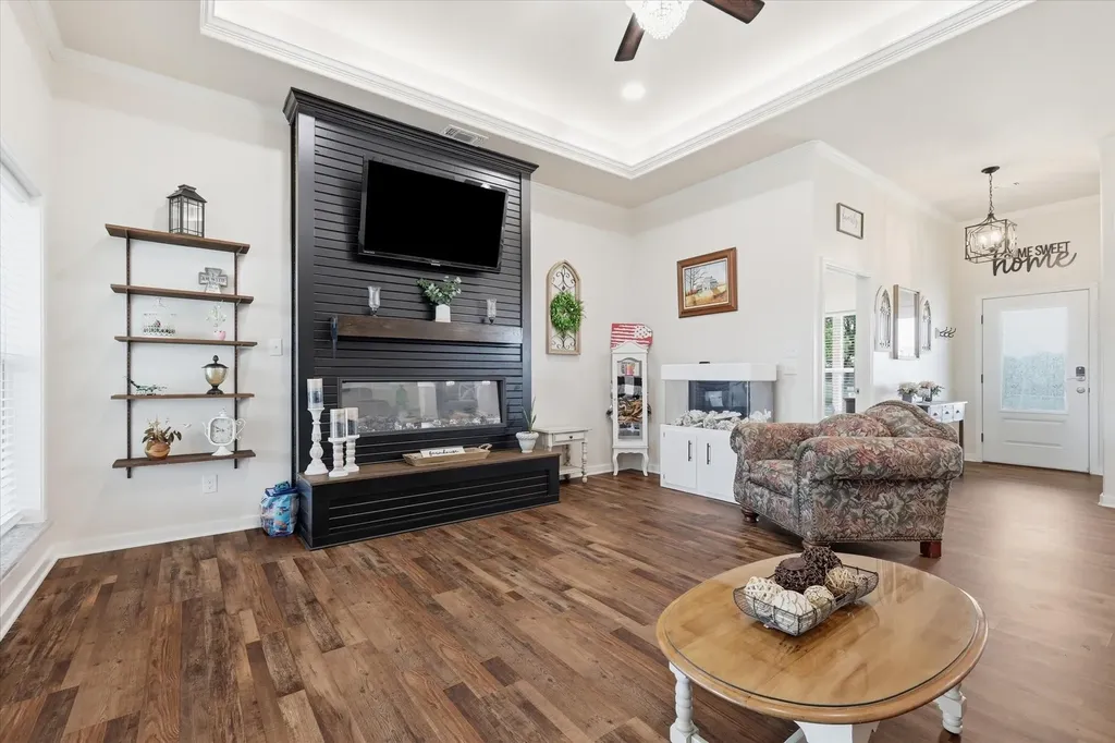 1785 County Road 208 Gainesville TX 76240