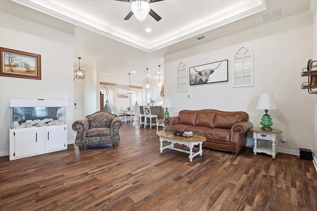 1785 County Road 208 Gainesville TX 76240