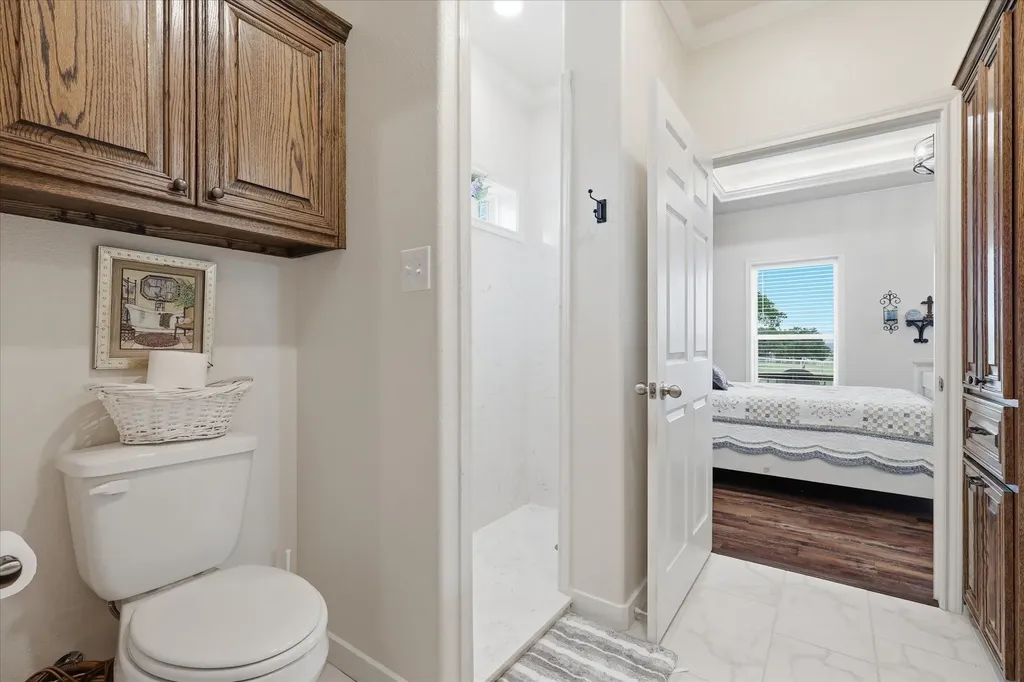 1785 County Road 208 Gainesville TX 76240