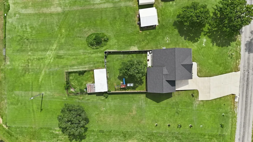 1785 County Road 208 Gainesville TX 76240