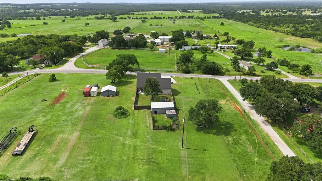 1785 County Road 208 Gainesville TX 76240