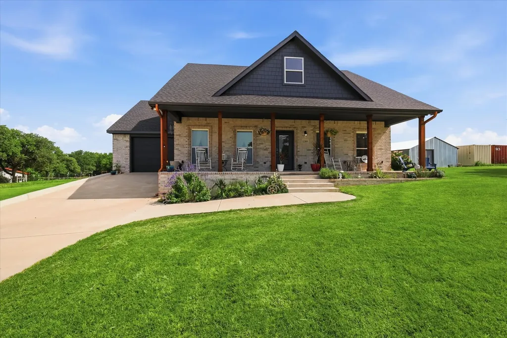 1785 County Road 208 Gainesville TX 76240