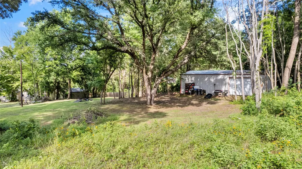 21900 N Cr 2127 Henderson TX 75652