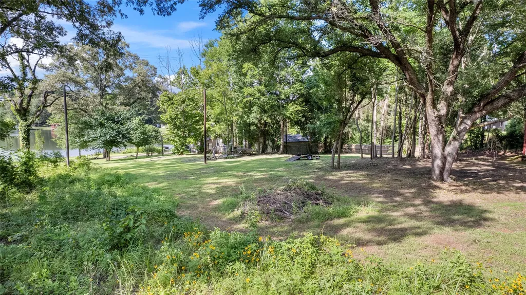 21900 N Cr 2127 Henderson TX 75652