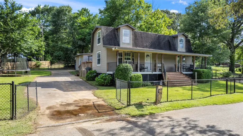 21900 N Cr 2127 Henderson TX 75652