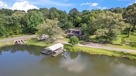 21900 N Cr 2127 Henderson TX 75652