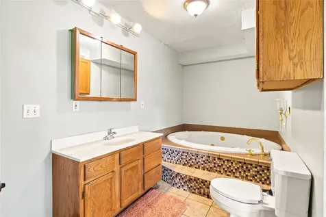 21900 N Cr 2127 Henderson TX 75652