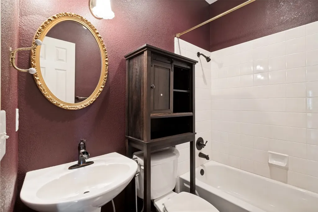 7529 Vineyard Trail Garland TX 75044