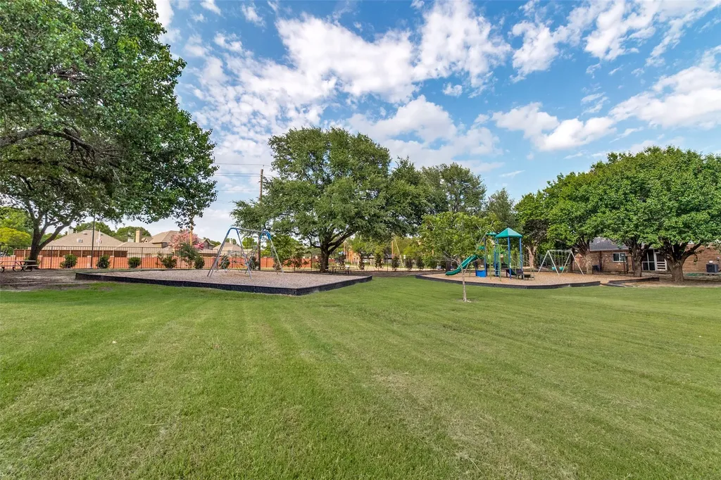 7529 Vineyard Trail Garland TX 75044