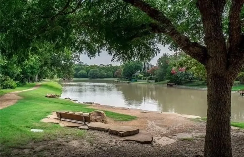 7529 Vineyard Trail Garland TX 75044