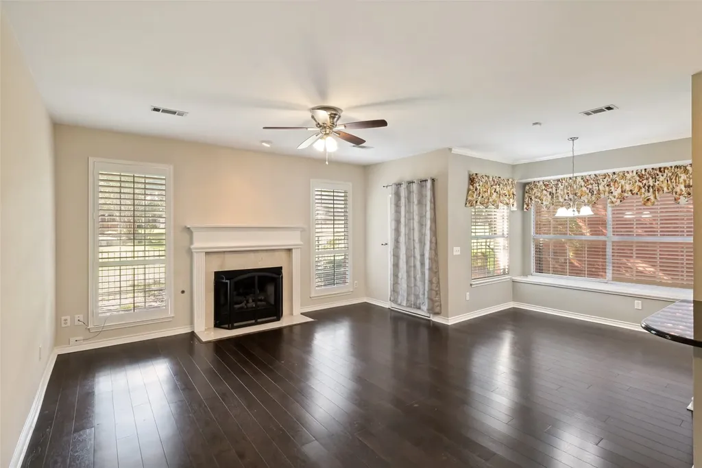 7529 Vineyard Trail Garland TX 75044
