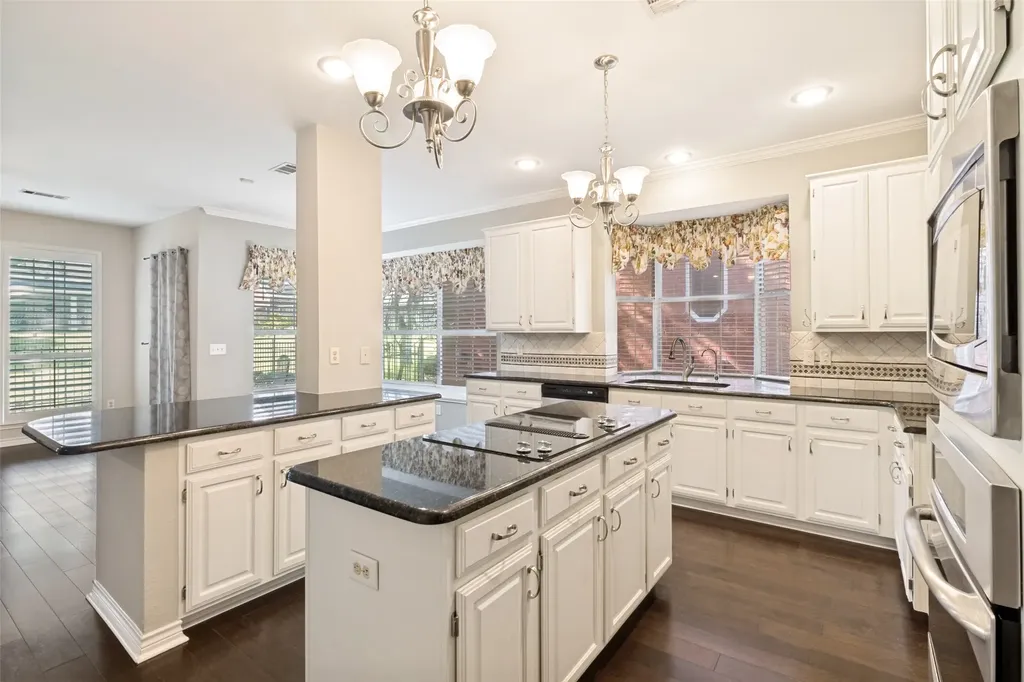 7529 Vineyard Trail Garland TX 75044