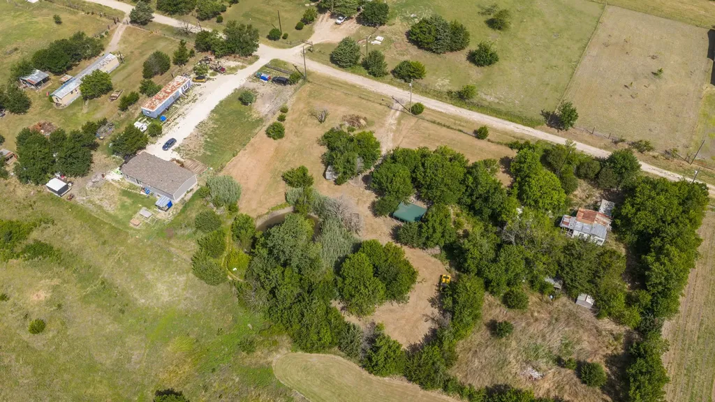 19040 NW County Road 0190 Rice TX 75155