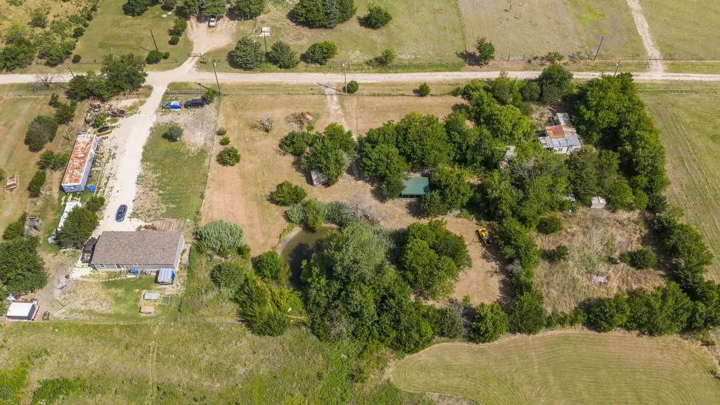 19040 NW County Road 0190 Rice TX 75155