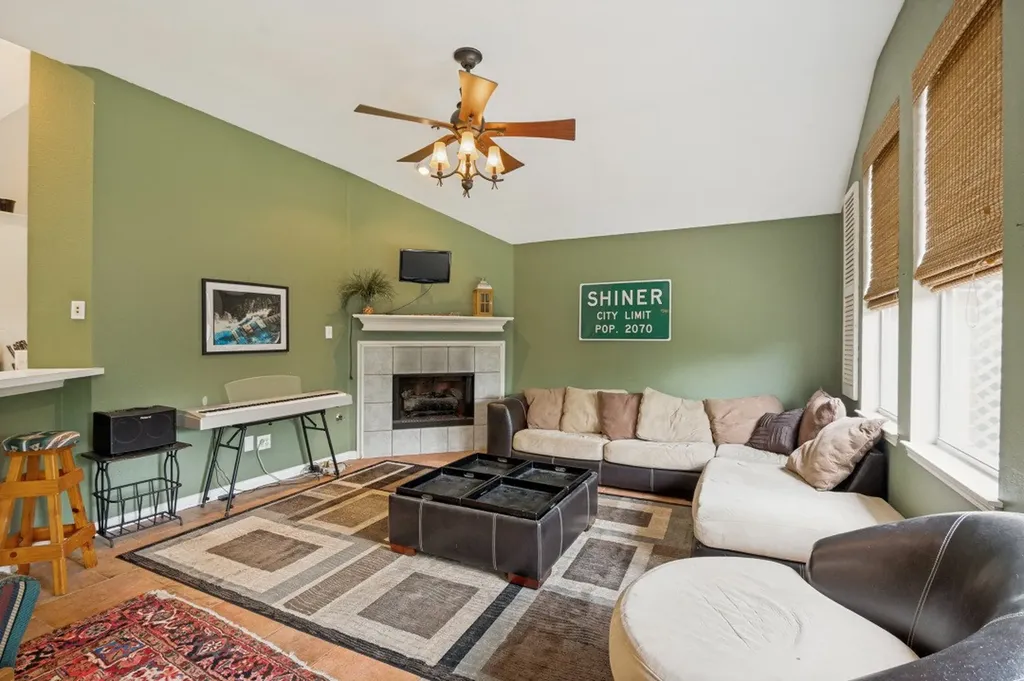 4112 Creek Hollow Way The Colony TX 75056