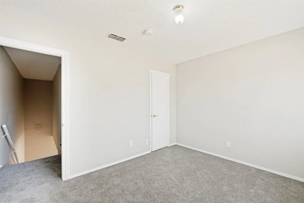 2408 Sherry Street Arlington TX 76014
