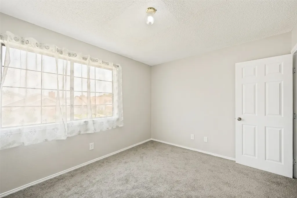 2408 Sherry Street Arlington TX 76014