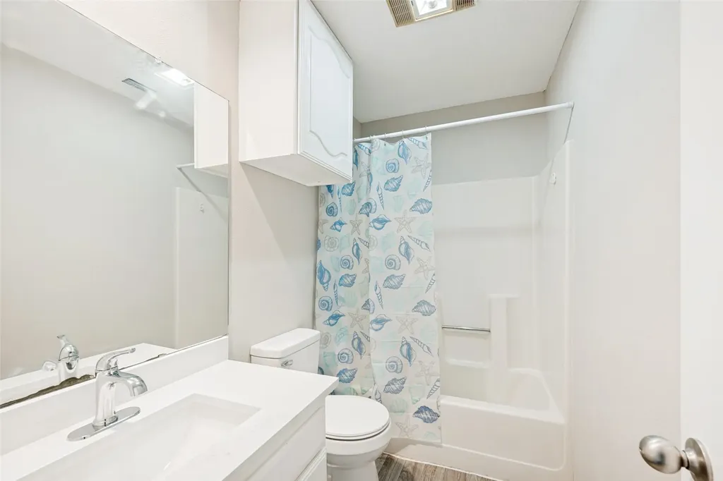 2408 Sherry Street Arlington TX 76014